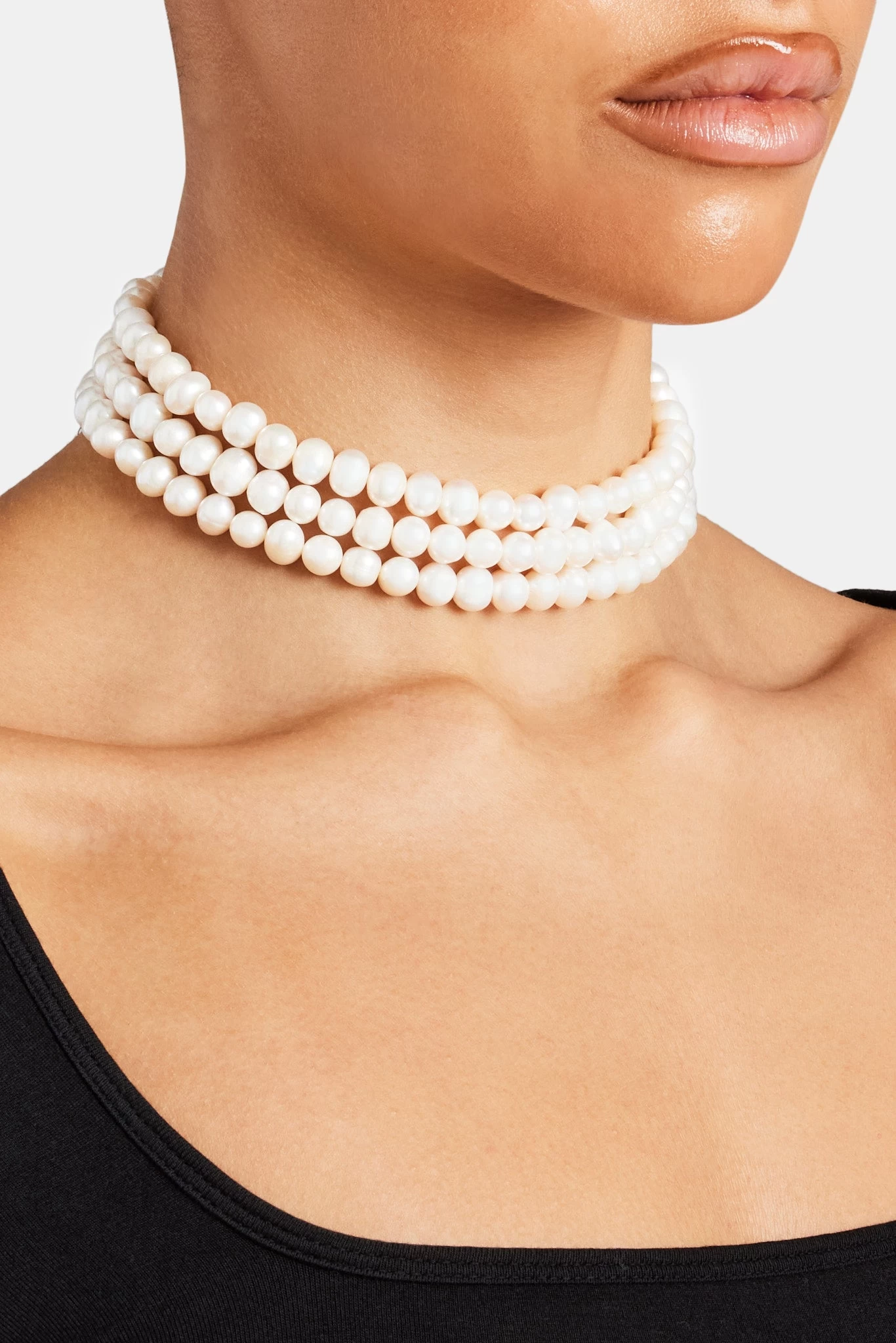 Freshwater Large Pearl Triple Layer Choker 5 Freshwater Large Pearl Triple Layer Choker - Image 3