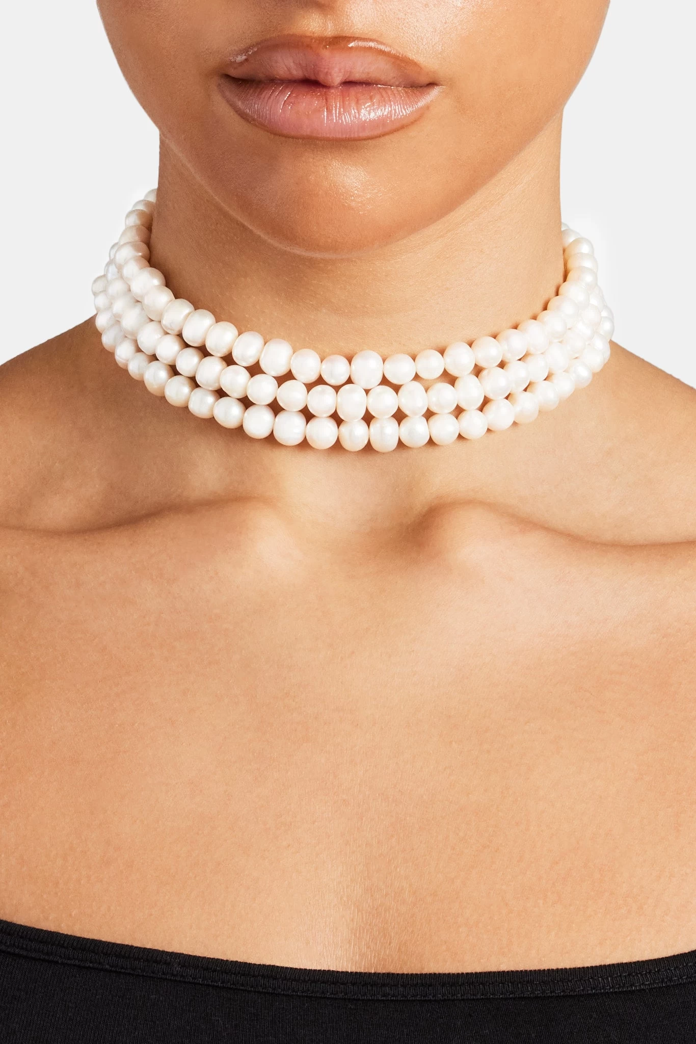 Freshwater Large Pearl Triple Layer Choker 3 Freshwater Large Pearl Triple Layer Choker