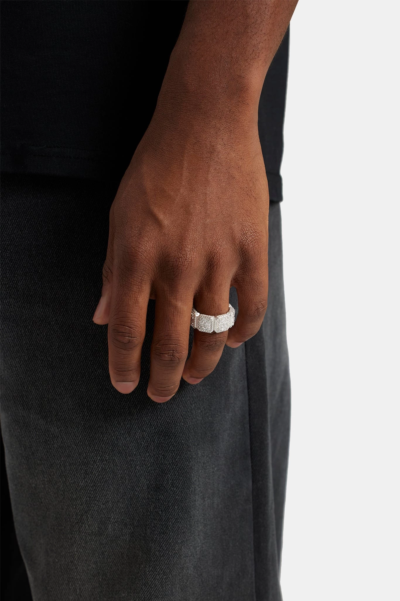 Clustered Ring 4 Clustered Ring - Image 2