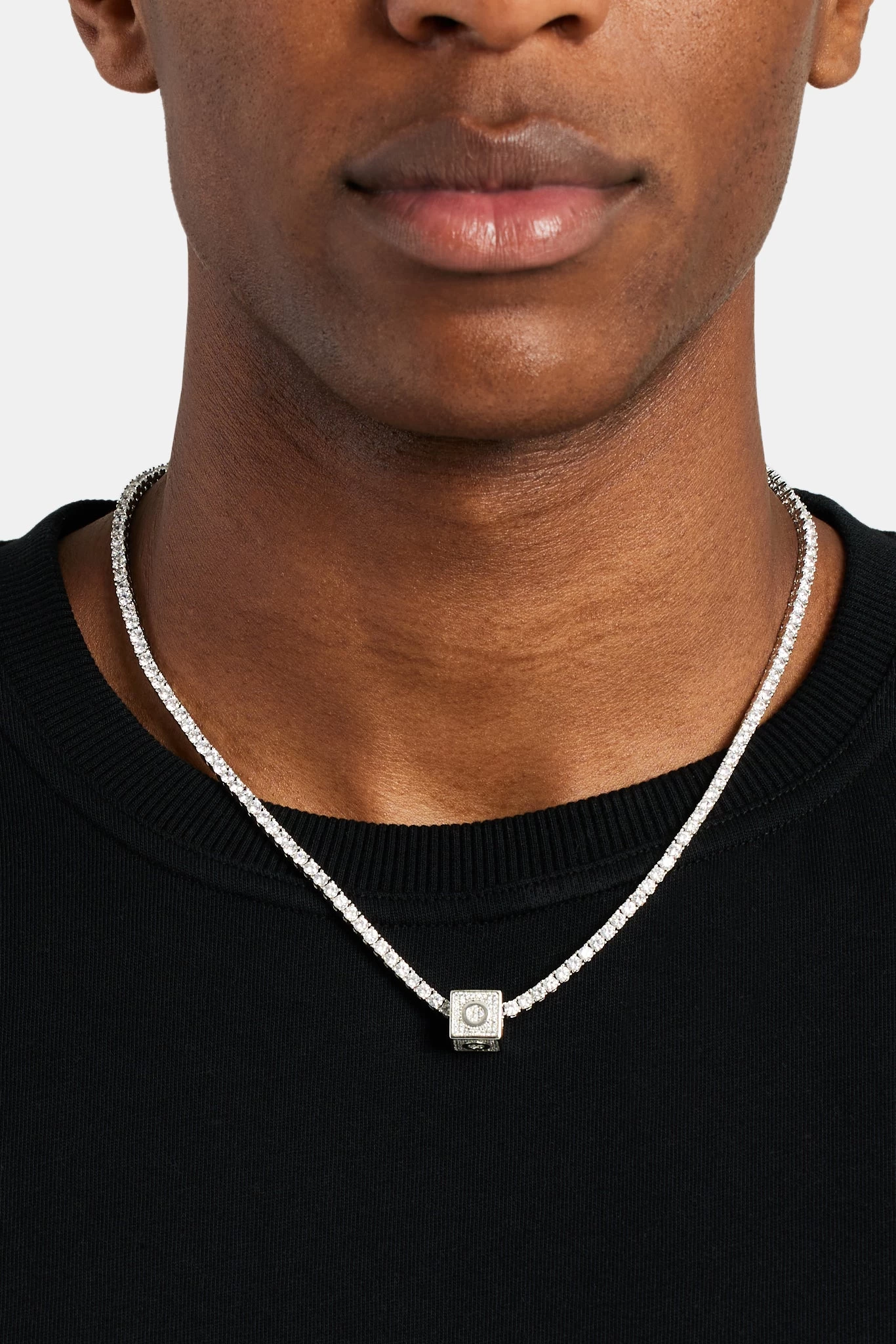 Iced O Letter Block Pendant 5 Iced O Letter Block Pendant - Image 3