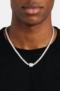 Iced V Letter Block Pendant 10 Iced V Letter Block Pendant -JWL ILBP V WG5MM 1