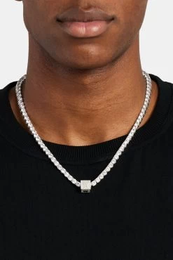 Iced W Letter Block Pendant 10 Iced W Letter Block Pendant -JWL ILBP W WG5MM