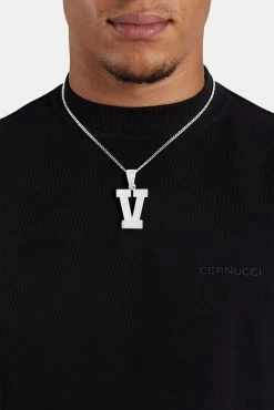 Iced V Pendant -JWL MCC WG20 3000 22