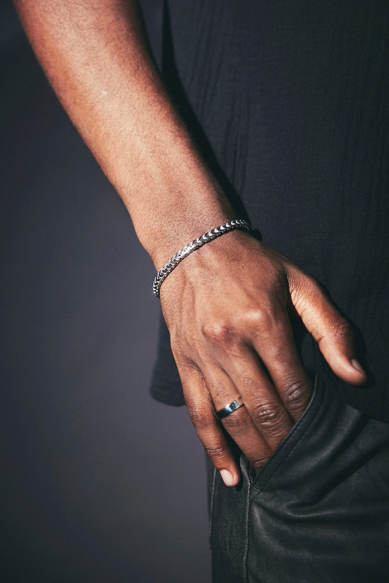 925 Sterling Silver Box Bracelet - 5mm 4 925 Sterling Silver Box Bracelet - 5mm - Image 2