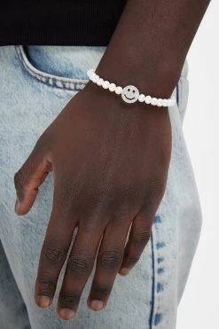 Iced Face Motif Freshwater Pearl Bracelet