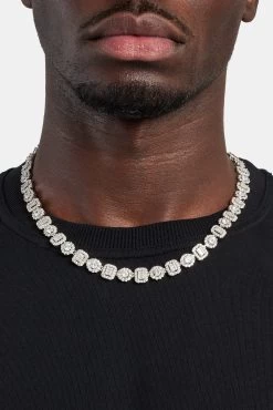 Round & Square Baguette Cluster Chain